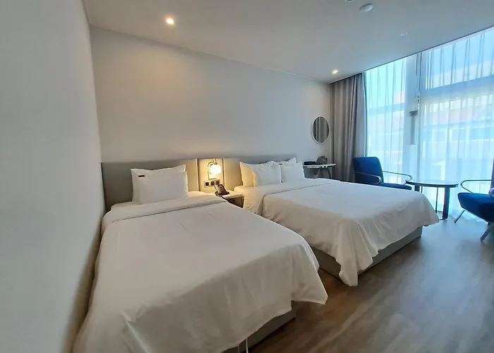Ocean The Point Hotel 2*